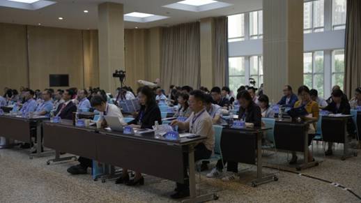 //huwaizhibo.net/__local/2/70/E1/728F6845EC65C2D01ED39BF95EF_EA694AE8_3C851.jpg